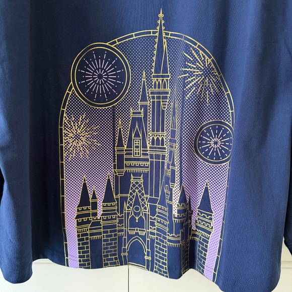 2025 Disney Parks WDW Magic Kingdom Castle Spirit Jersey Fireworks Purple 2X NEW - Picture 2 of 5